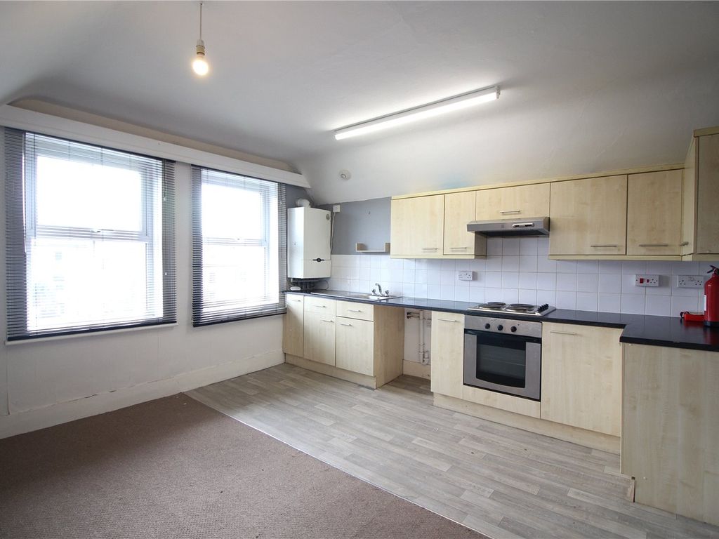 2 bed flat to rent in Lyndhurst Road, Lowestoft, Suffolk NR32 Zoopla