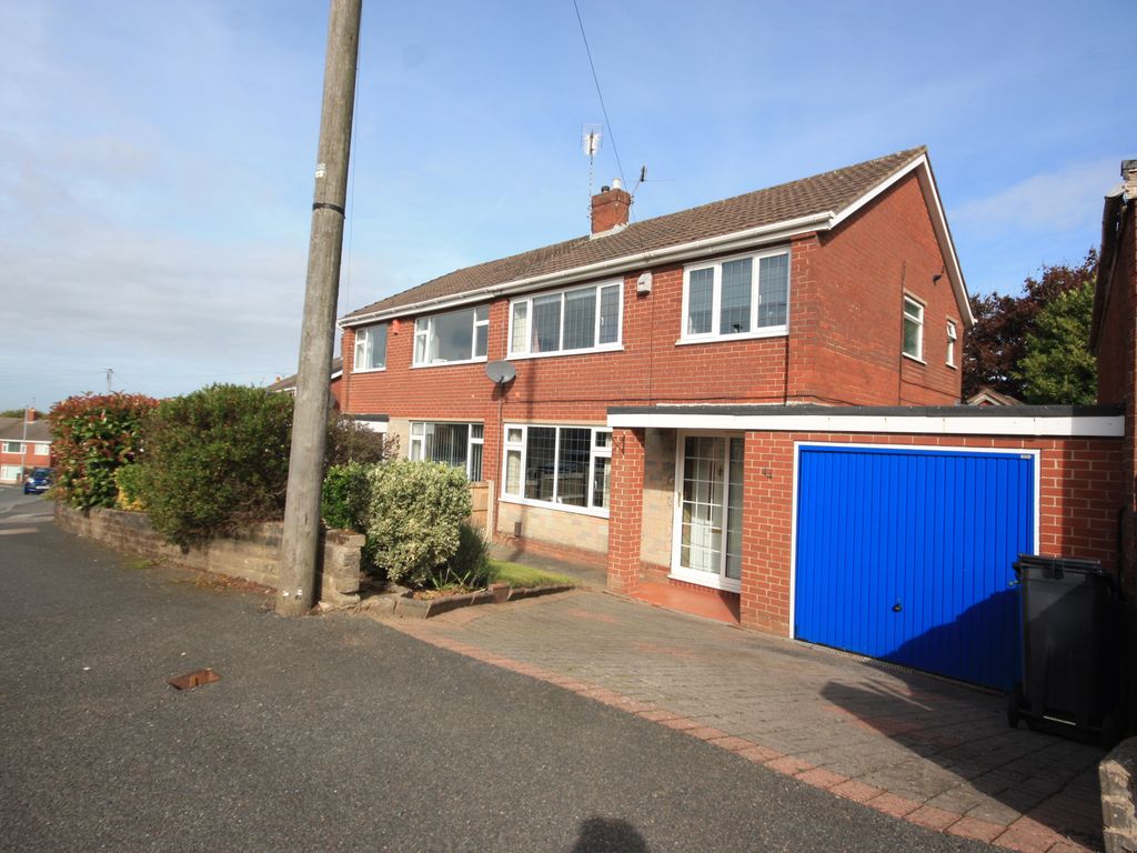 3 bed semidetached house for sale in Chatterley Drive, Kidsgrove