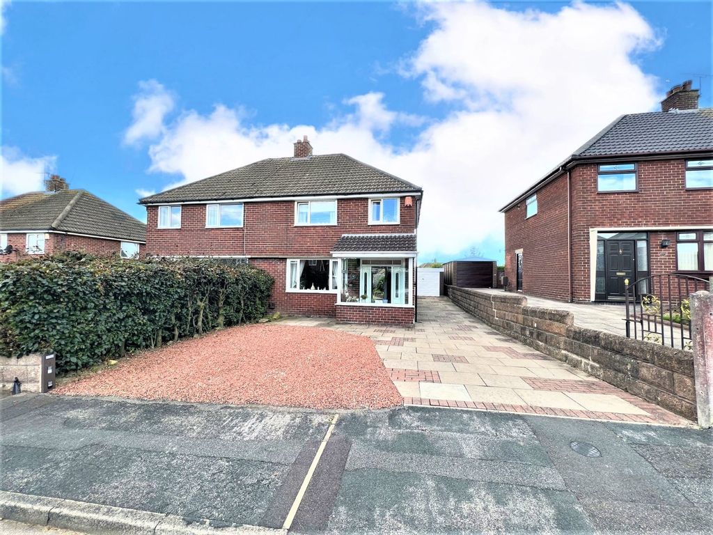 3 bed semidetached house for sale in Target Close, Talke Pits, Stoke