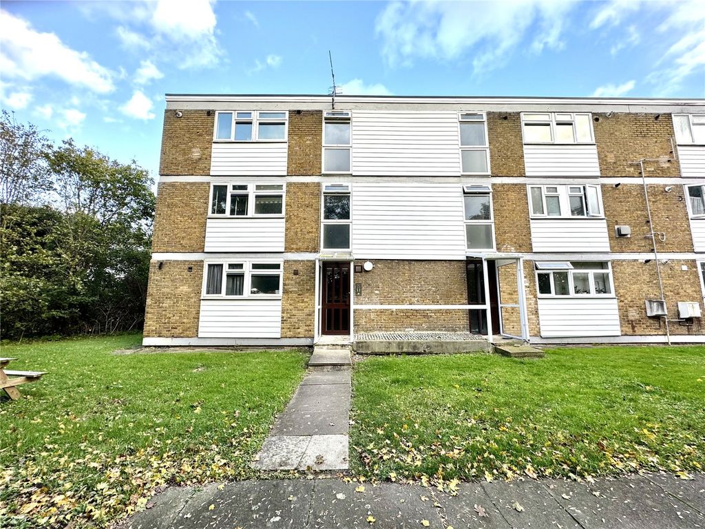 1 bed flat for sale in Eldeland, Basildon SS15, £130,000 Zoopla