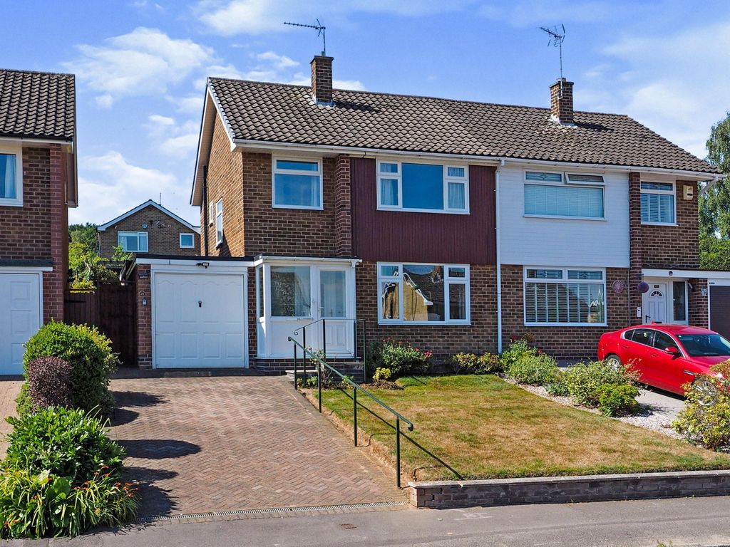 3 bed semidetached house for sale in Woodbank Drive, Wollaton