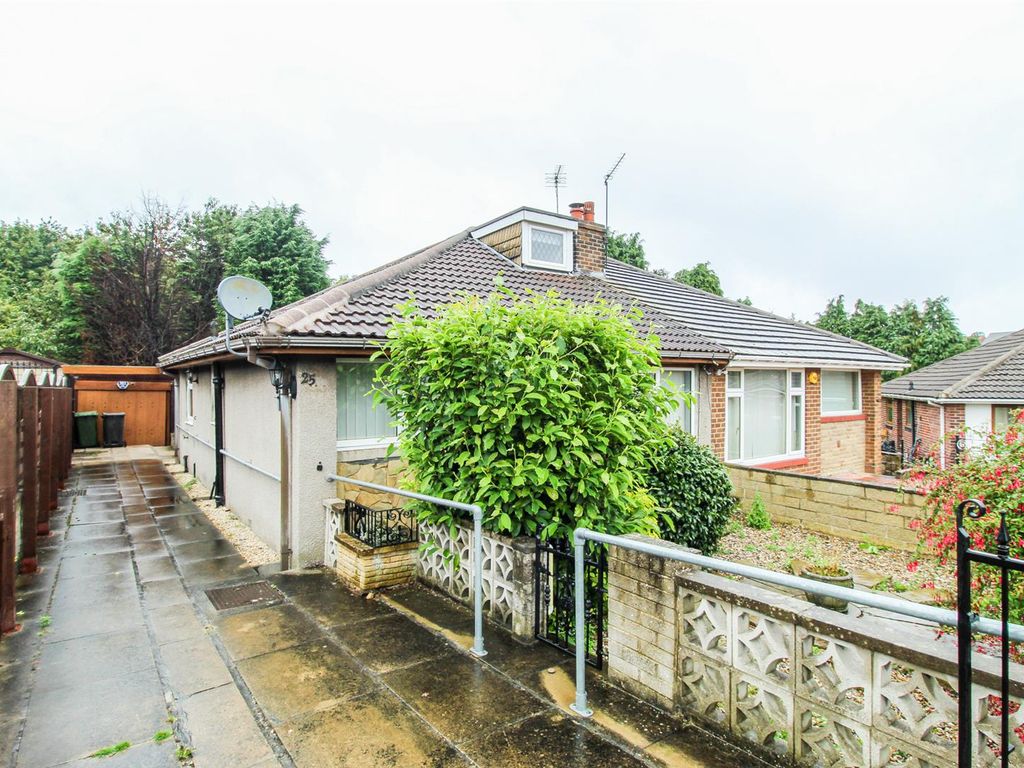 2 bed semidetached bungalow for sale in Bywell Close, Dewsbury WF12, £