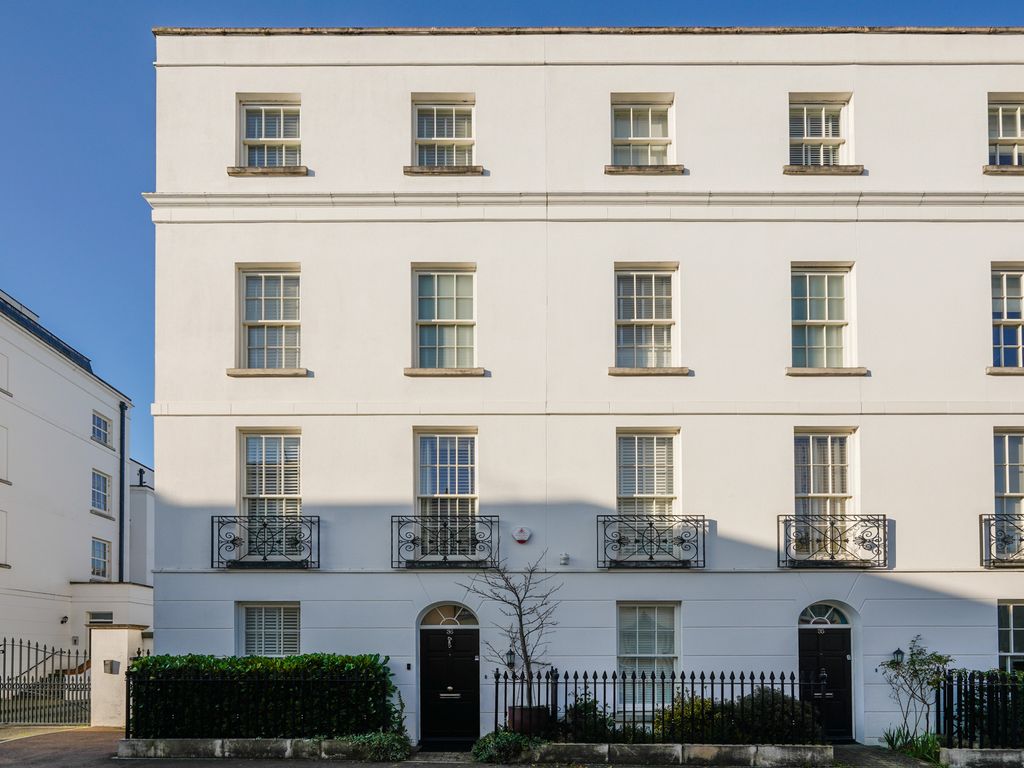 3 bed town house for sale in Gloucester Place, Cheltenham GL52 Zoopla