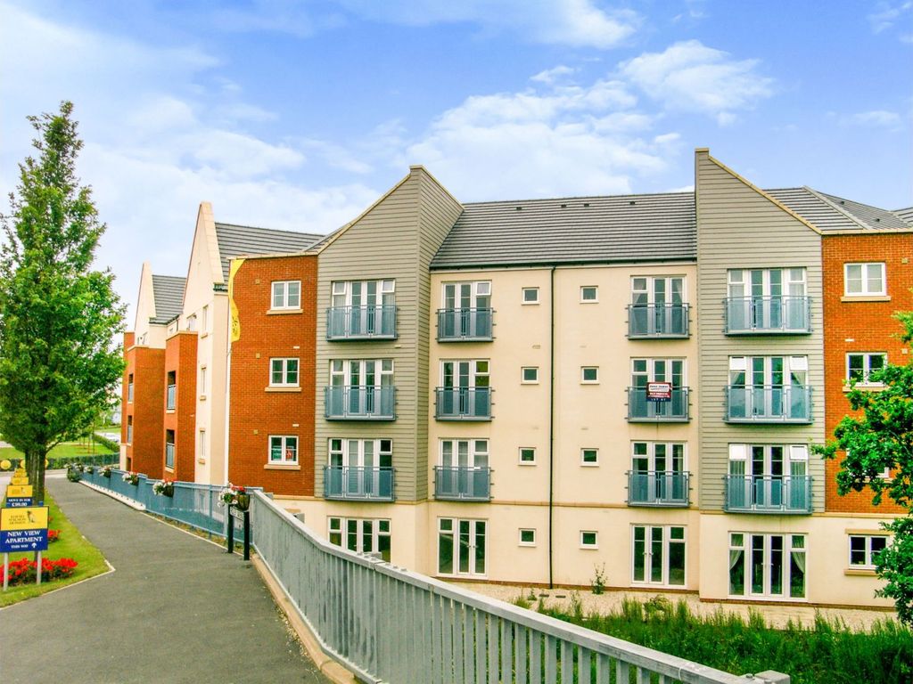 2 bed flat for sale in Arnold Road, Mangotsfild BS16 Zoopla
