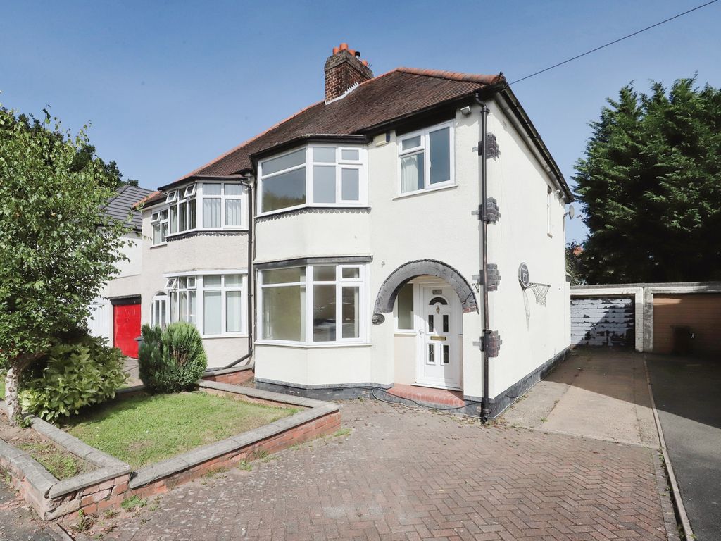 3 bed semidetached house for sale in Oxley Links Road, Wolverhampton