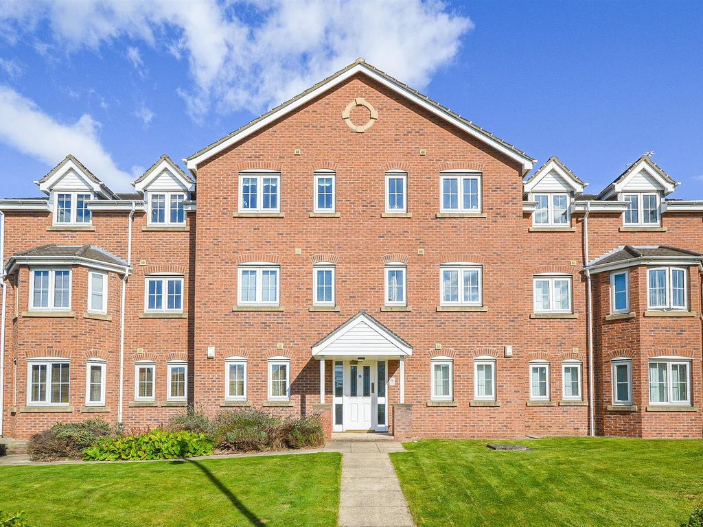 2 bed flat for sale in Gleneagles Drive, Normanton WF6 Zoopla