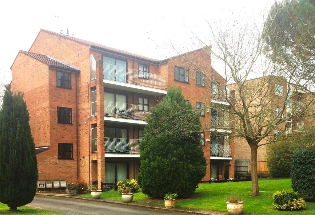 1 bed flat to rent in Brackley Road, Beckenham BR3 Zoopla