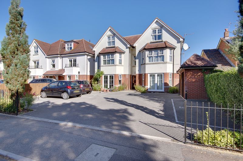 2 bed flat for sale in Talbot Road, Bournemouth BH9 Zoopla