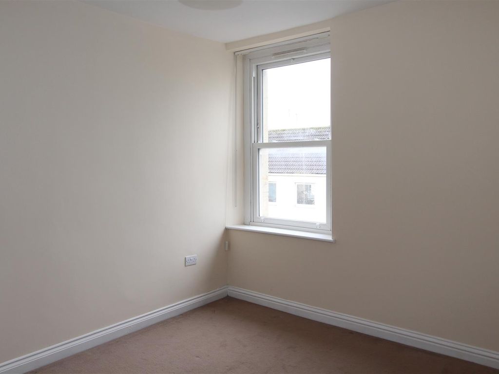 2 bed to rent in 43 High Street, Keynsham