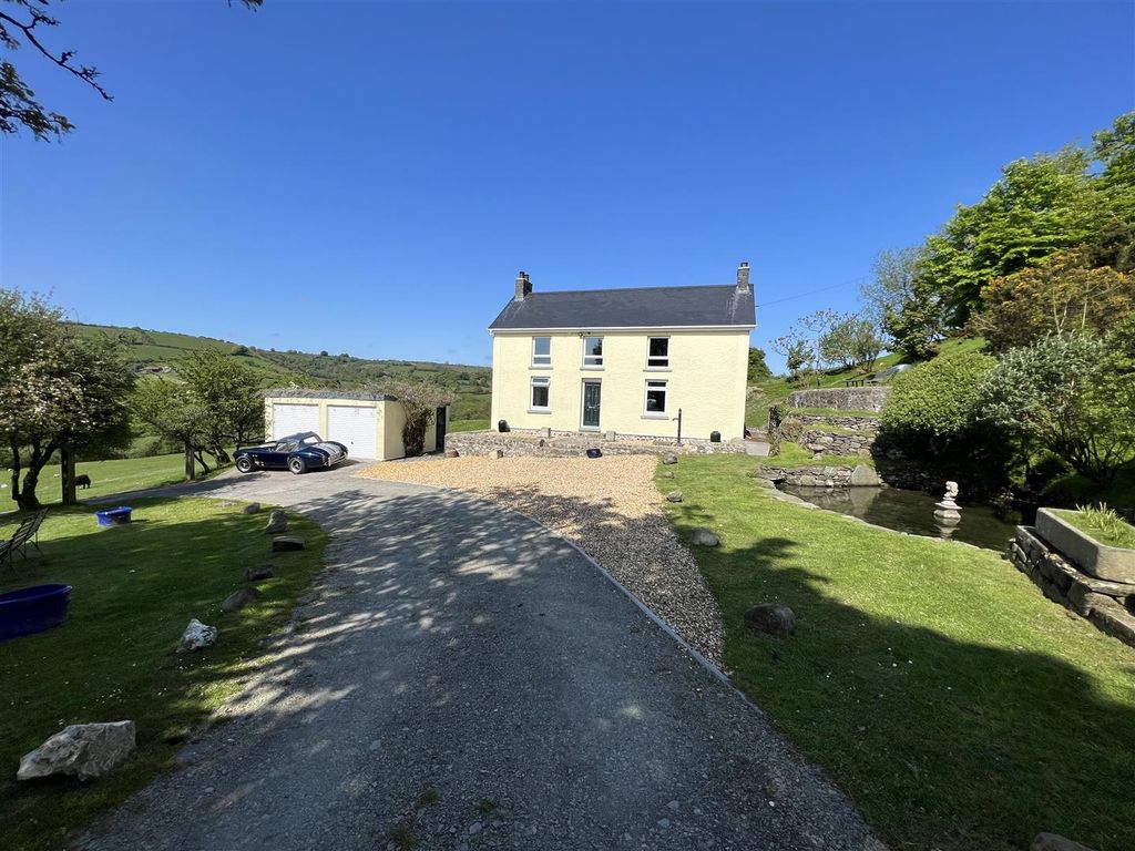 4 bed farm for sale in Capel Isaac, Llandeilo SA19, £700,000 Zoopla