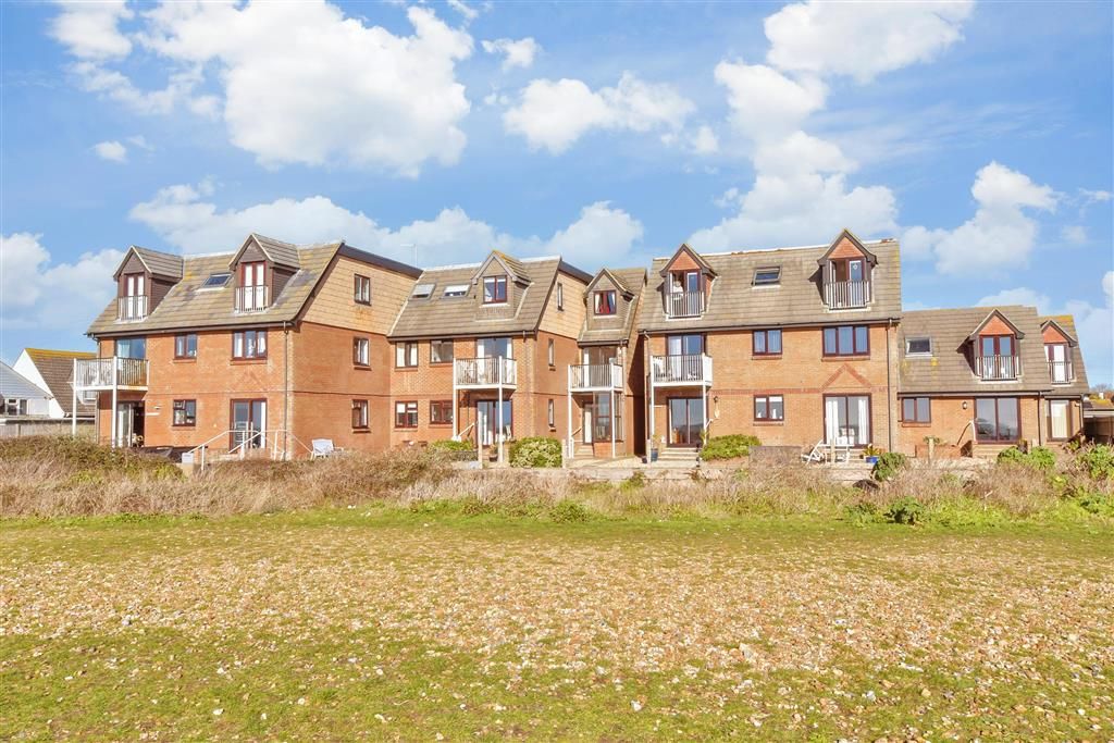 2 bed flat for sale in Elmer Road, Bognor Regis, West Sussex PO22, £