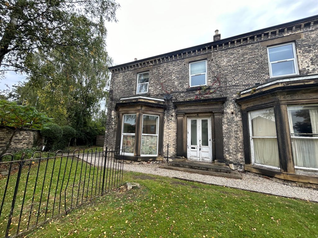 1 bed flat for sale in Ferrybridge Road, Knottingley WF11, £40,000 Zoopla