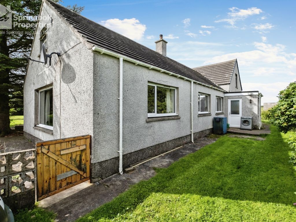 6 bed detached house for sale in Keiss, Wick, Caithness KW1, £220,000