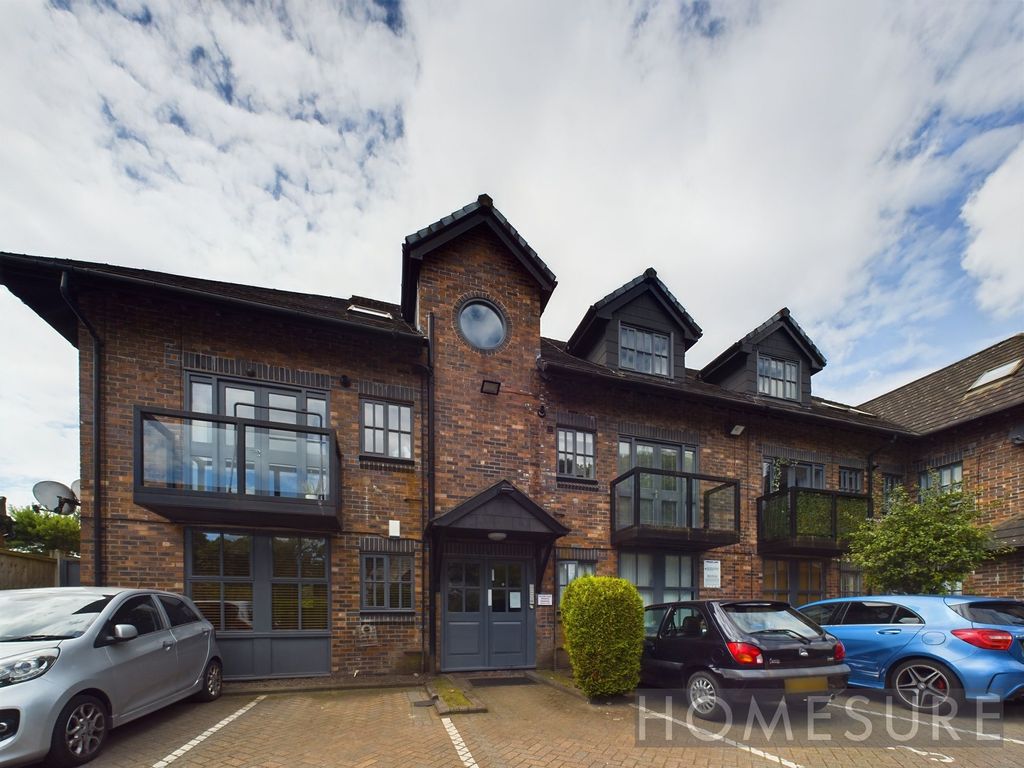 2 bed flat for sale in Town Row, Village Plaza L12, £120,000 Zoopla