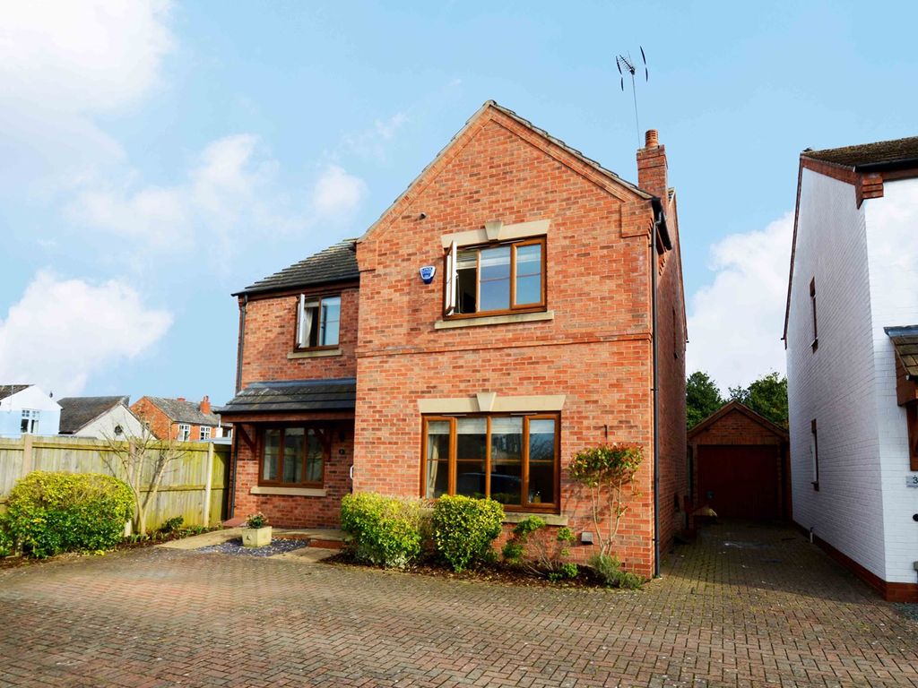 4 bed detached house for sale in Hillview Gardens, Shurdington