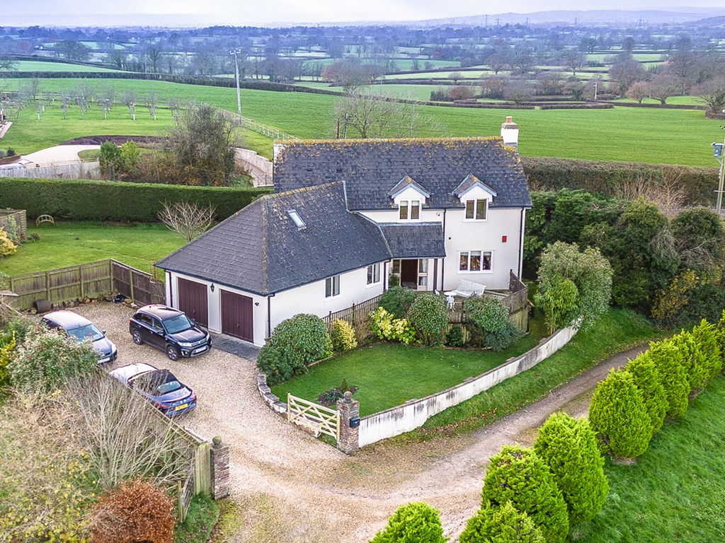 5 bed detached house for sale in Lees Meadow, Talaton, Exeter EX5, £