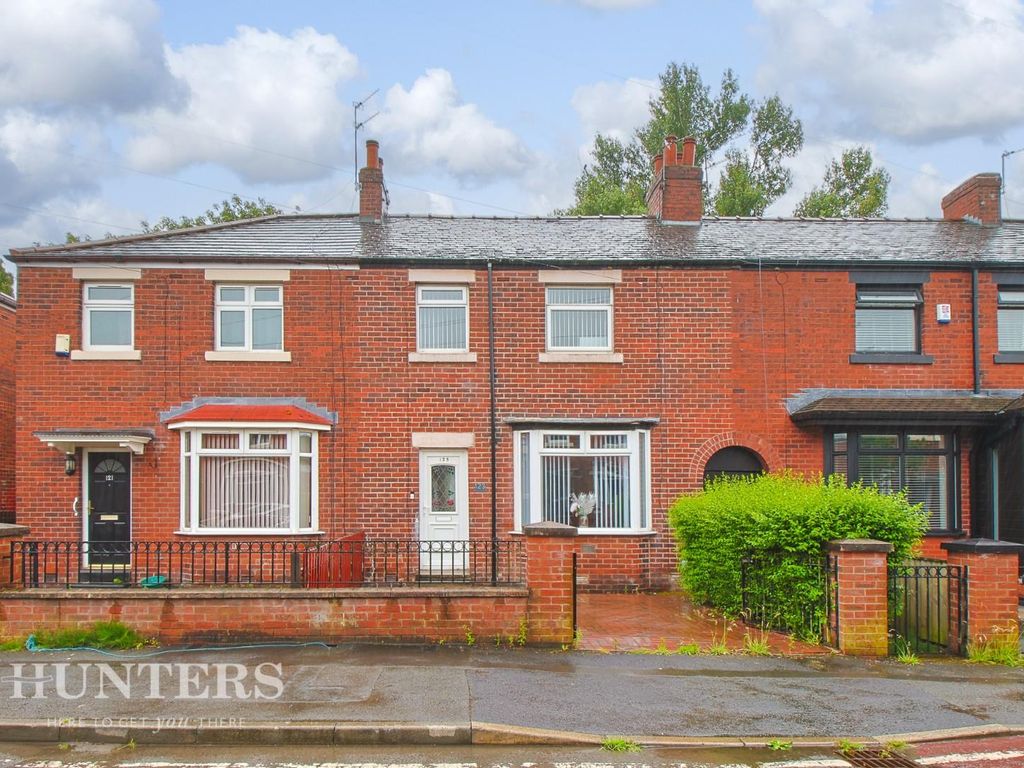 3 bed town house for sale in Ninth Avenue, Oldham, Greater Manchester