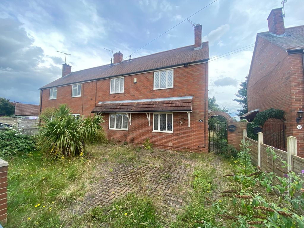 3 bed semidetached house for sale in Hill Top Crescent, Edlington