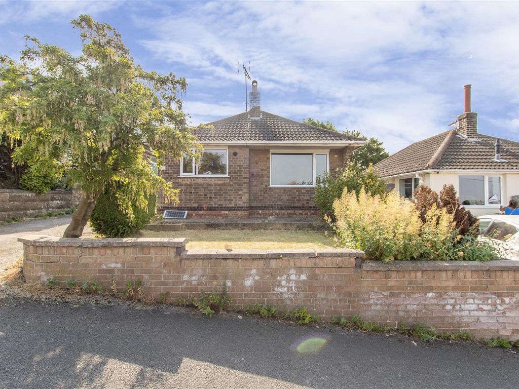 2 bed bungalow for sale in Belper Avenue, Carlton, Nottingham NG4 Zoopla