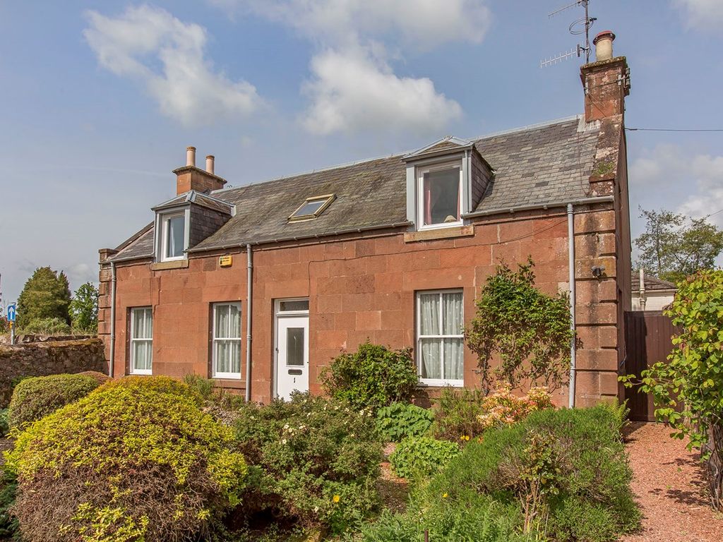 3 bed detached house for sale in High Road, Auchtermuchty, Cupar KY14