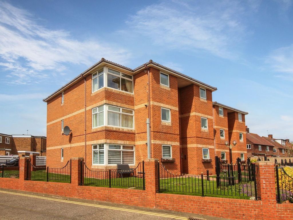 2 bed flat for sale in Rennington Close, North Shields NE30 Zoopla