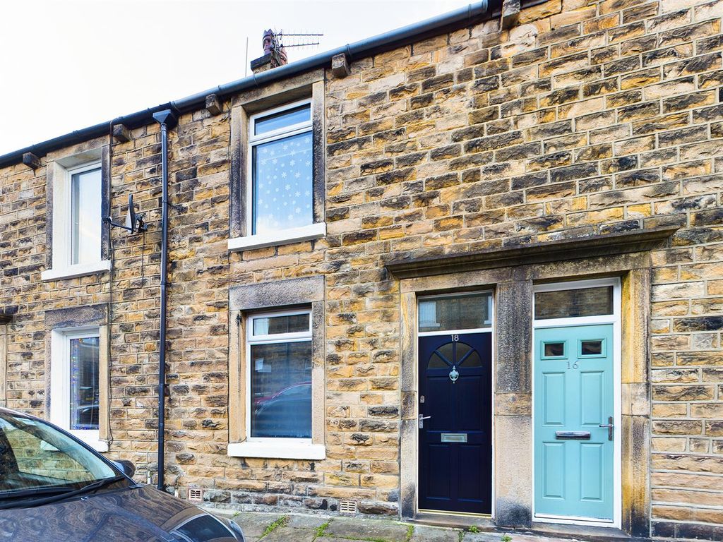 3 bed terraced house for sale in Argyle Street, Lancaster LA1 Zoopla