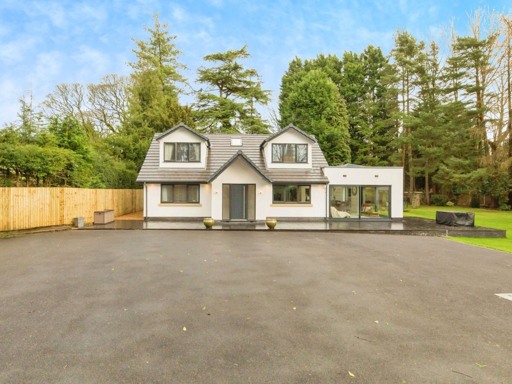 3 bed detached house for sale in Fir Tree Cottage, Tytherington Lane