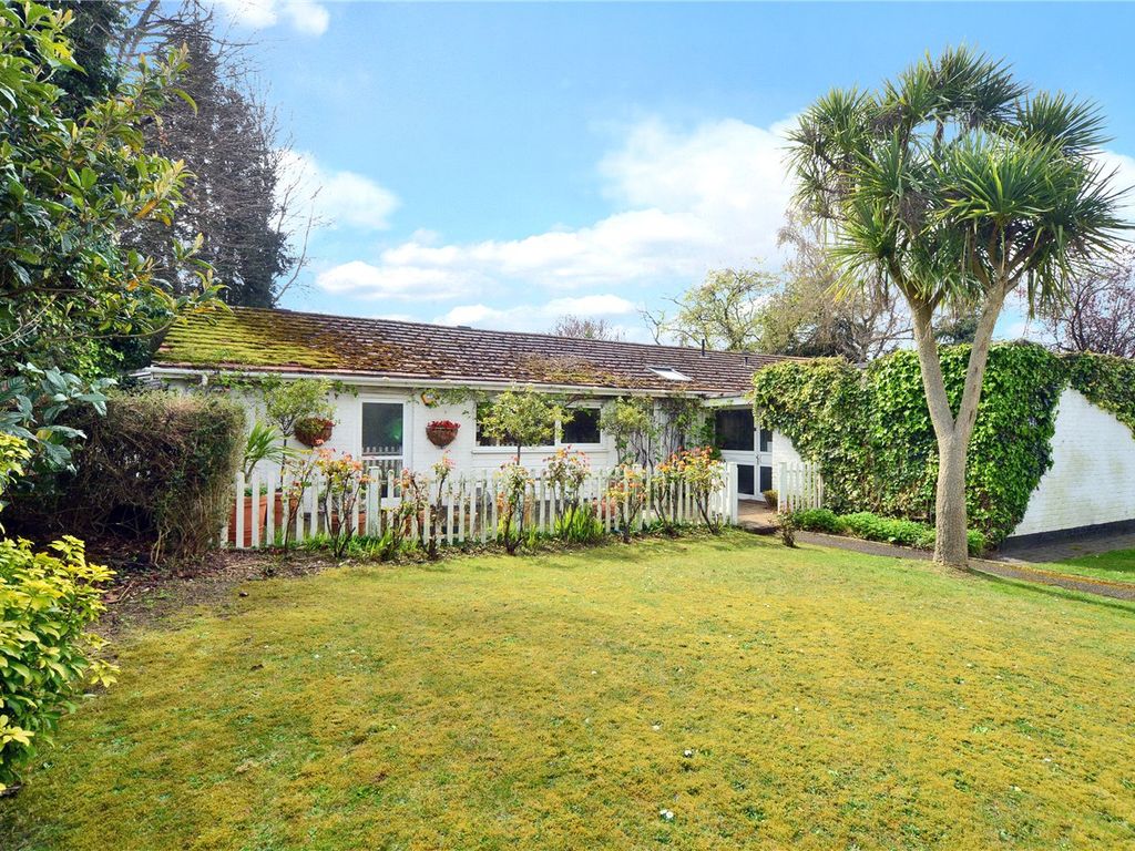 4 bed bungalow for sale in Banstead Road, Banstead, Surrey SM7 Zoopla