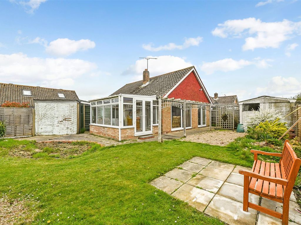 2 bed detached bungalow for sale in Briars Close, Yapton, Arundel BN18
