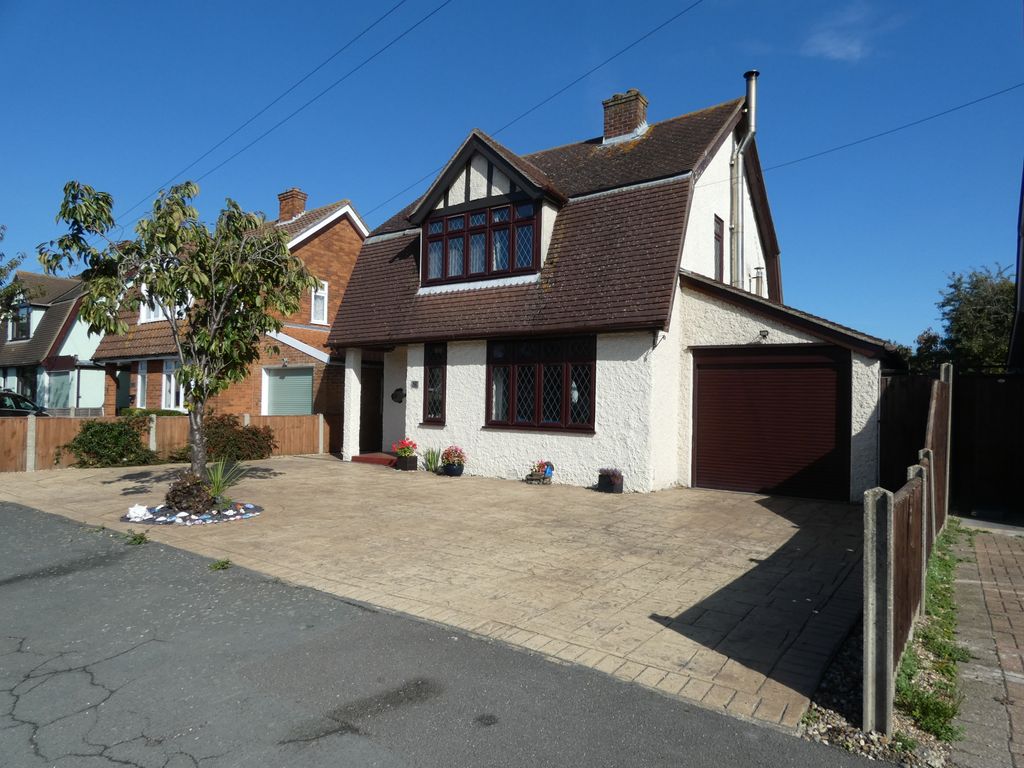3 bed detached house for sale in Mill Road, West Mersea, Colchester