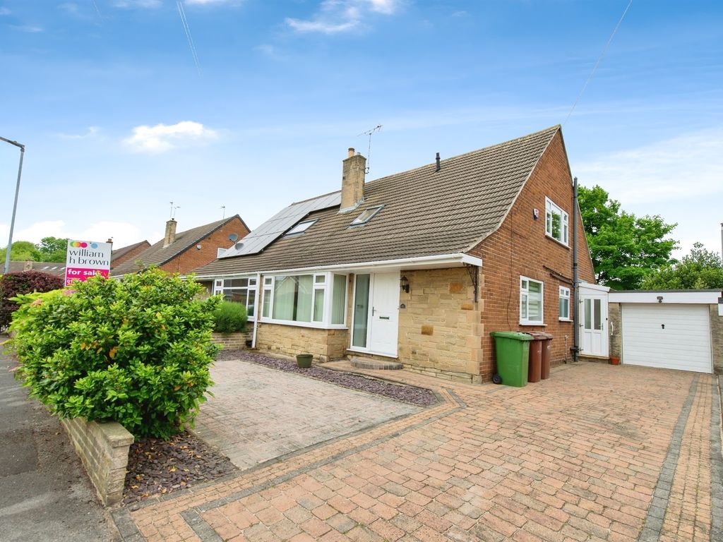 3 bed semidetached house for sale in Orchard Drive, Ackworth