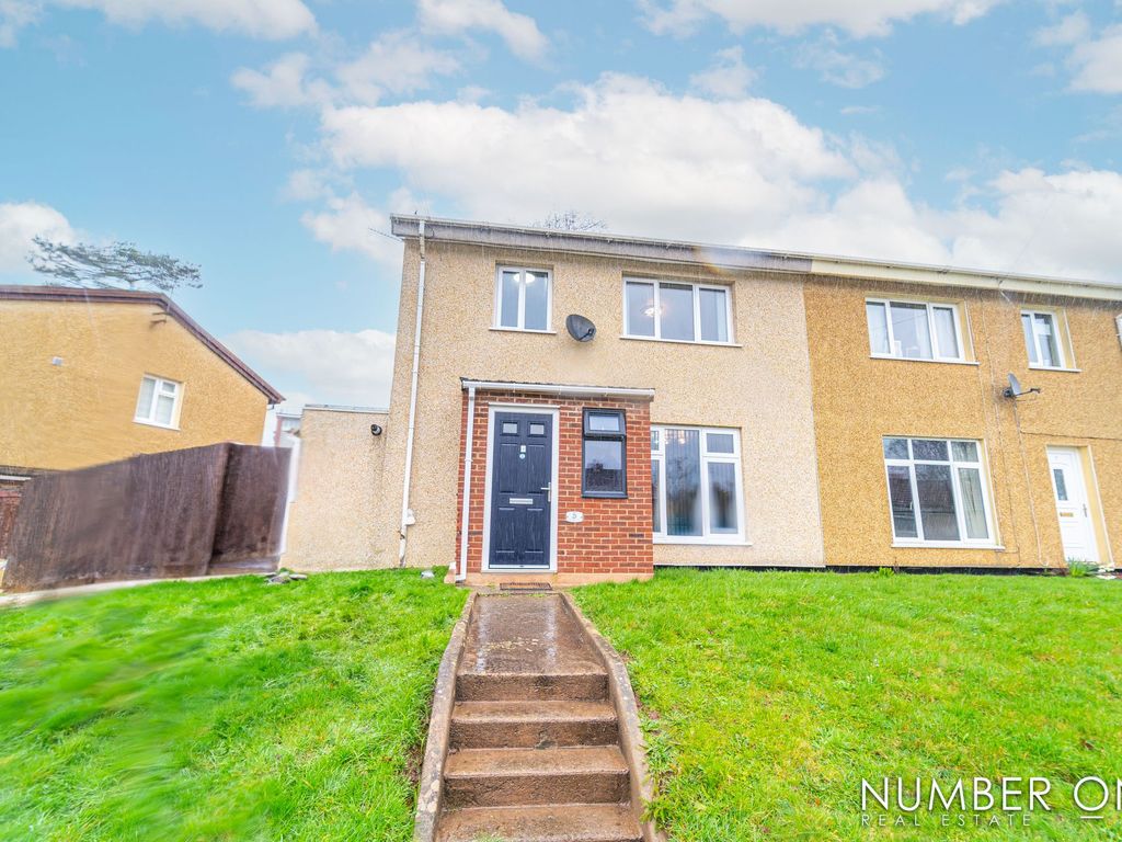 3 bed semidetached house for sale in Davy Close, Newport NP20, £