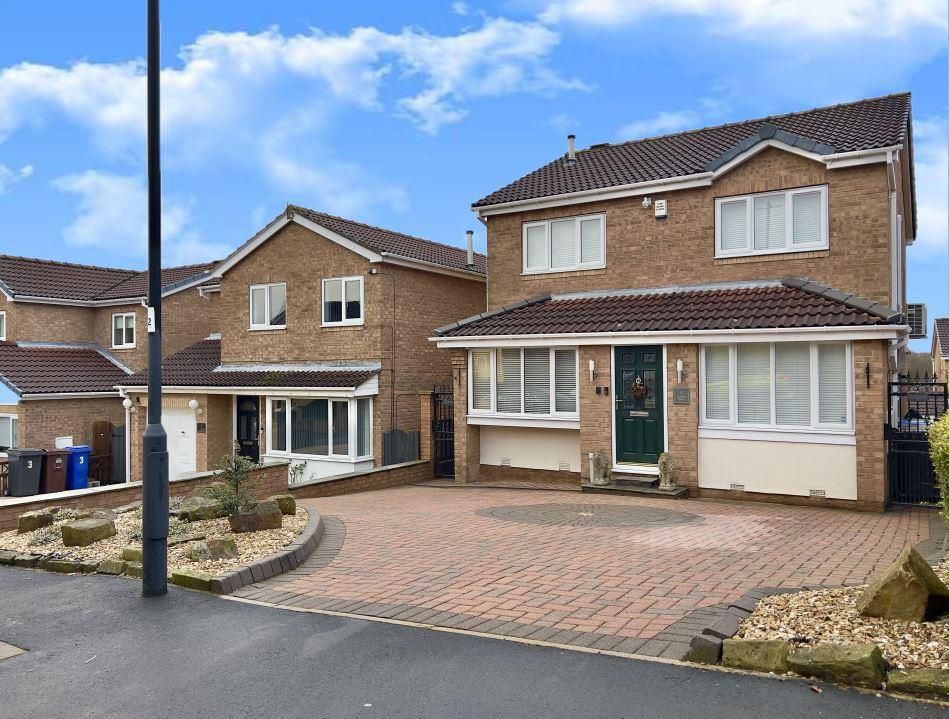 5 bed detached house for sale in Merbeck Grove, High Green, Sheffield