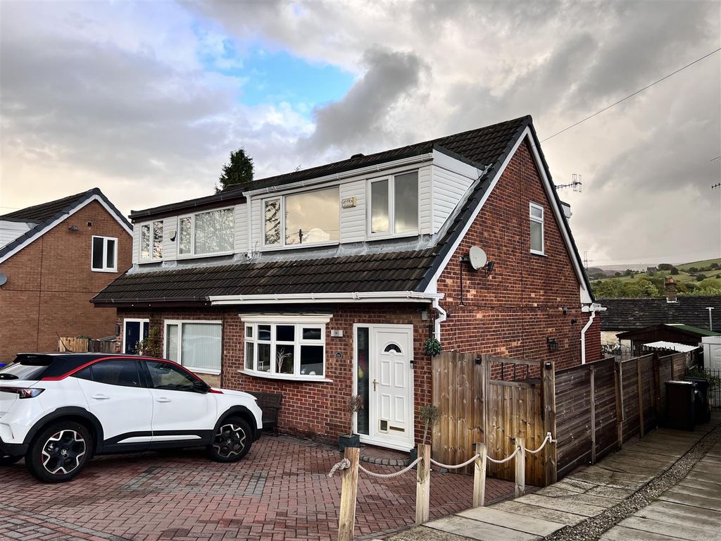 Fistral Crescent Stalybridge SK15  