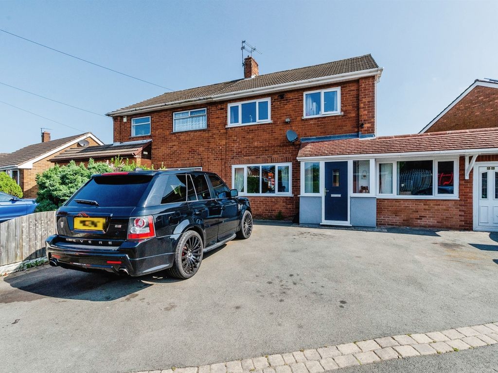 3 bed semidetached house for sale in Bagnall Street, Ocker Hill, Tipton DY4 Zoopla