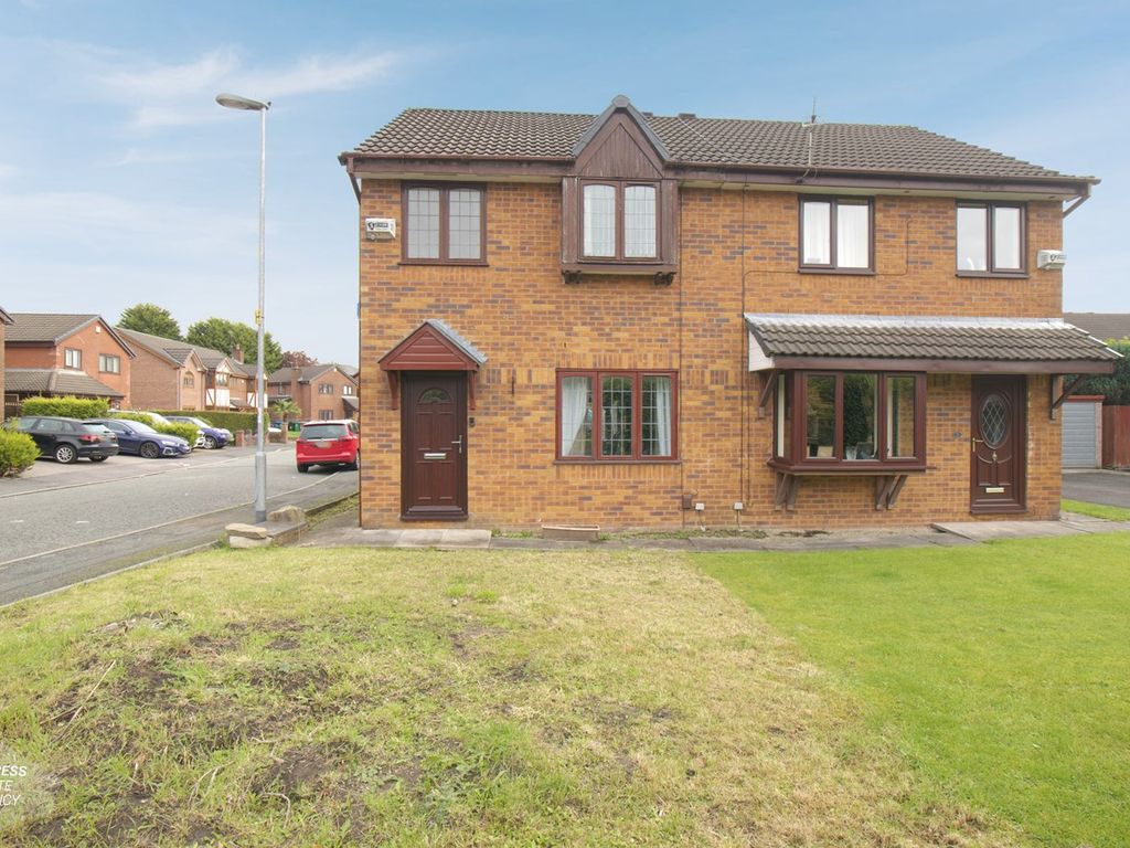 3 bed semidetached house for sale in Chevron Close, Rochdale OL11 Zoopla