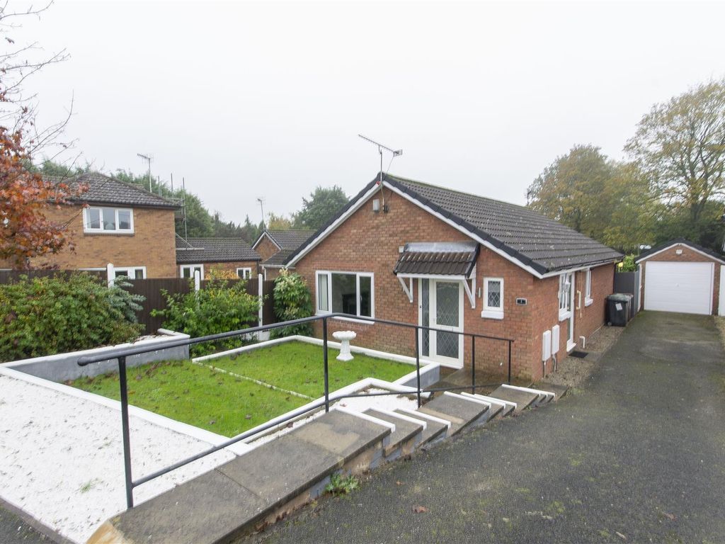 3 bed detached bungalow for sale in Church Meadows, Calow, Chesterfield