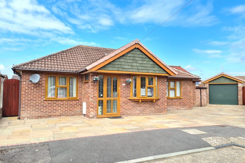 3 bed detached bungalow for sale in Robins Close, Stubbington PO14 Zoopla