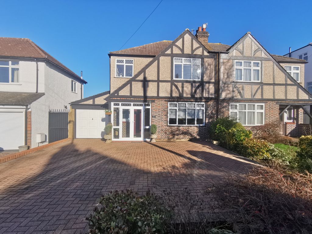 3 bed semidetached house for sale in Palmer Avenue, Sutton SM3, £