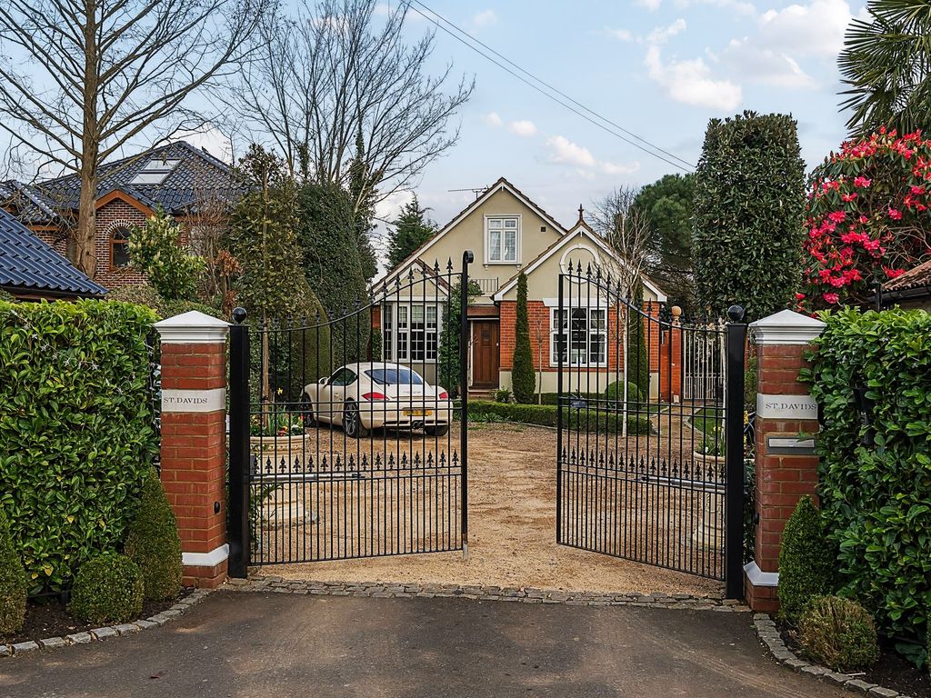 4 bed detached house for sale in The Friary, Old Windsor SL4, £1,295,000 Zoopla