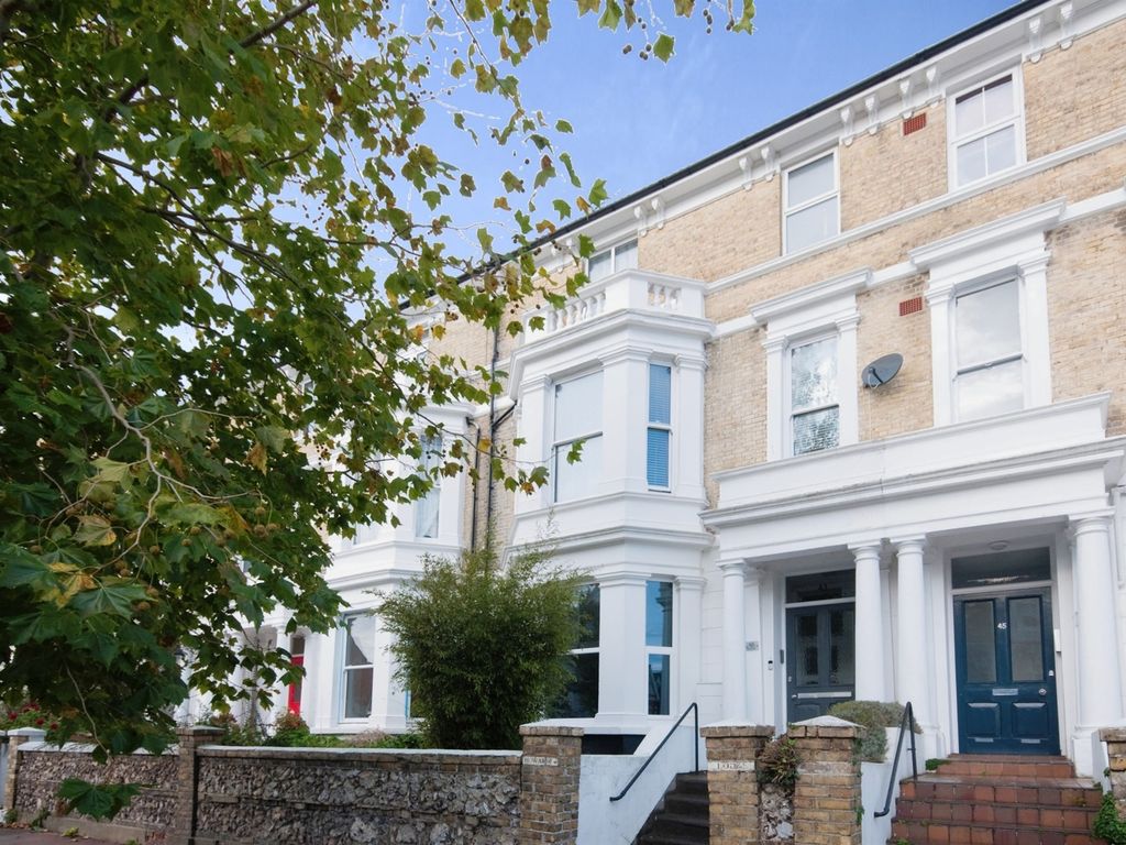2 bed flat for sale in Enys Road, Eastbourne BN21 Zoopla