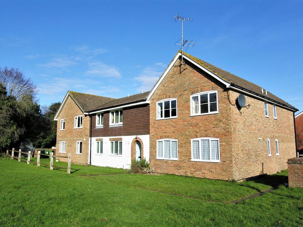 1 bed flat for sale in Rosebury Drive, Bisley, Woking GU24 Zoopla