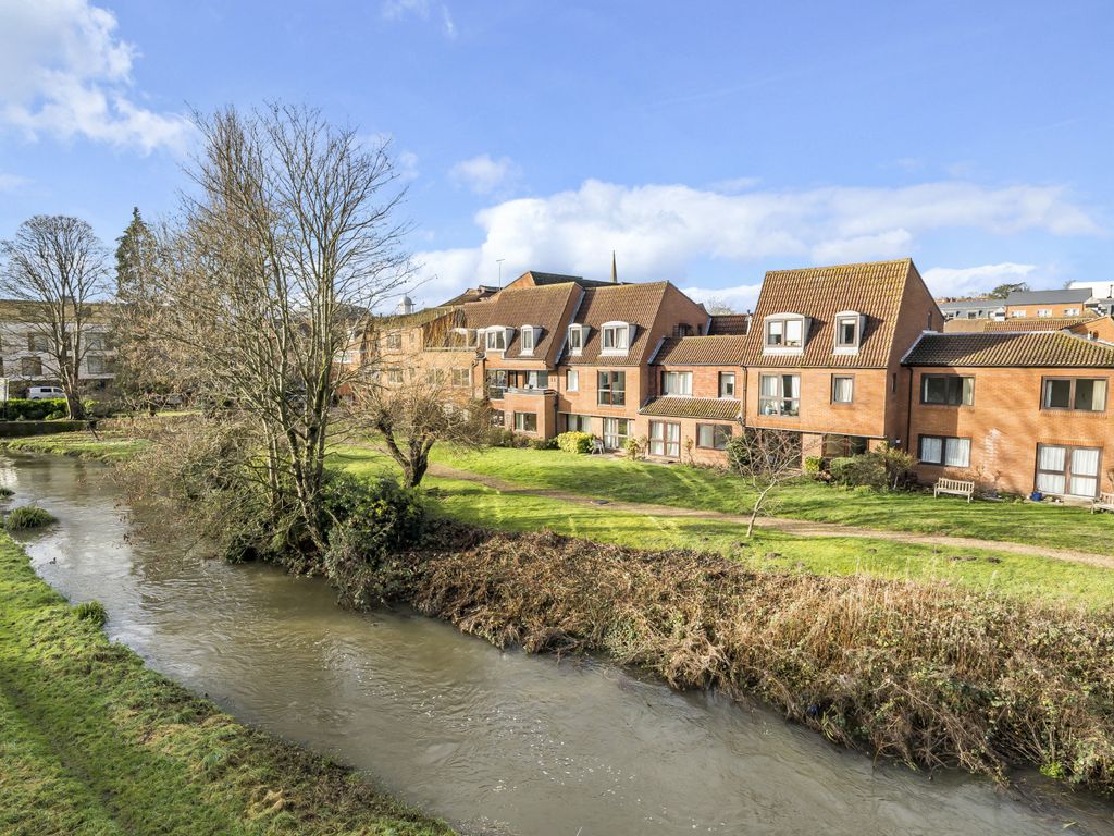 South Street, Farnham GU9  