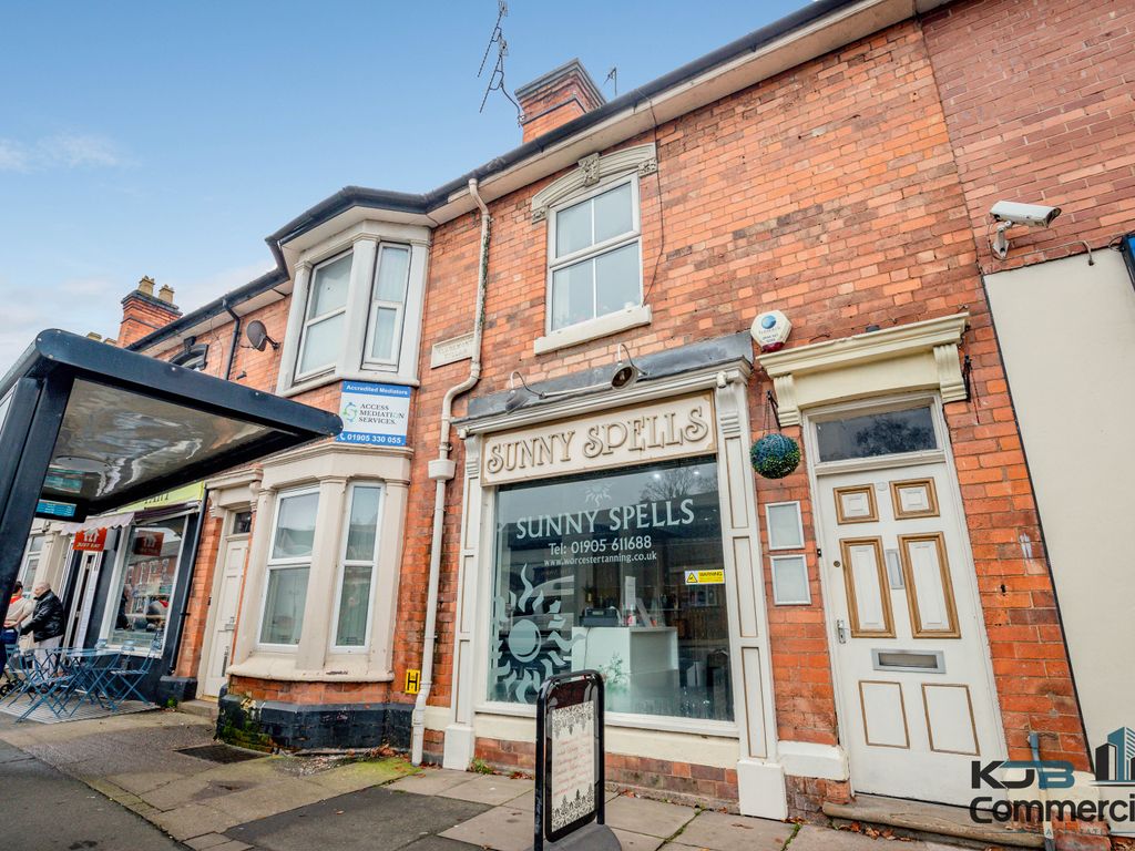 Retail premises to let in Barbourne Road, Worcester WR1, £11,995 pa