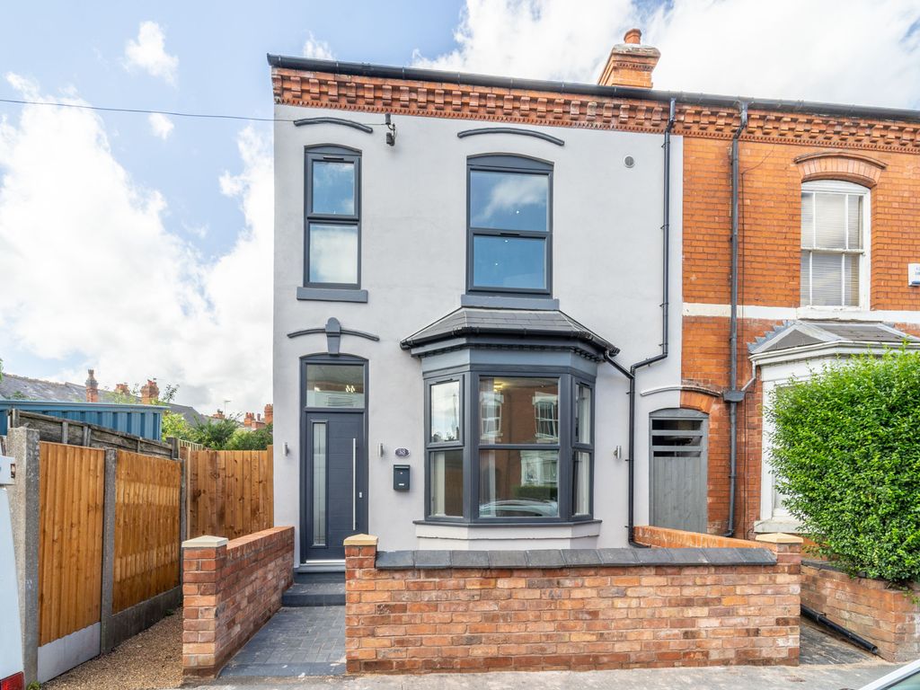 4 bed end terrace house for sale in Goldsmith Road, Kings Heath