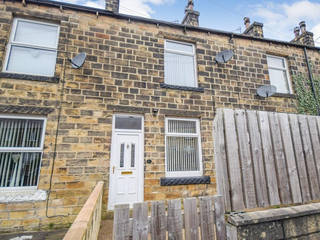 3 bed property for sale in Bar Lane, Riddlesden, Keighley BD20, £