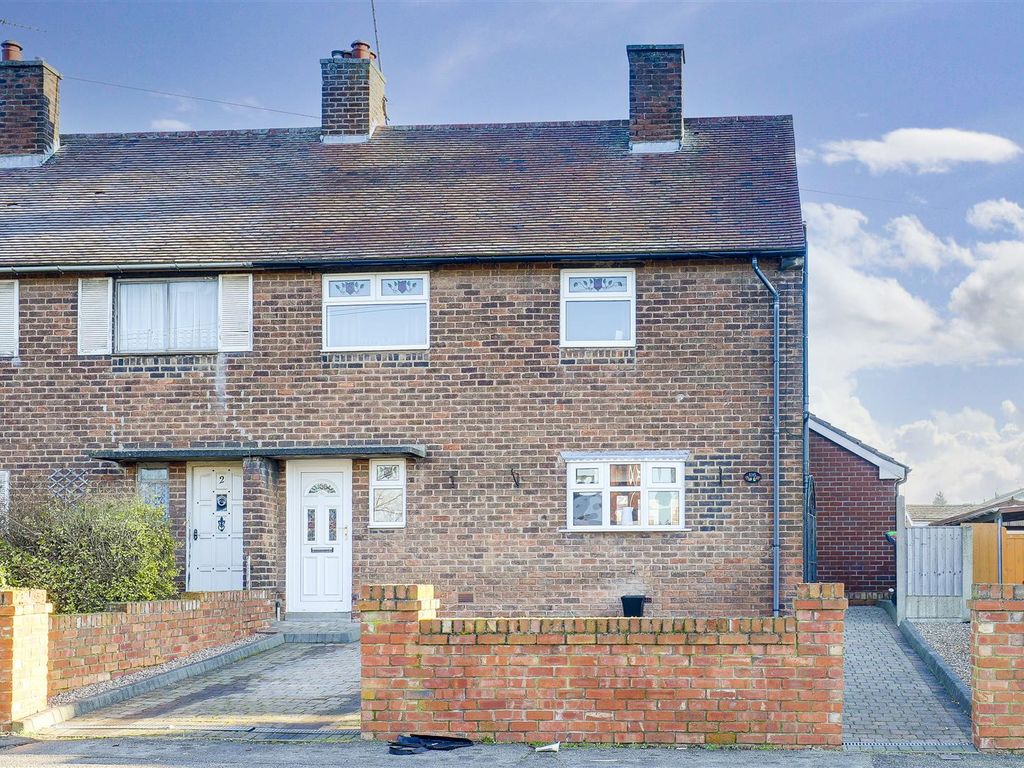 4 bed semidetached house for sale in Forest Road, SuttonInAshfield