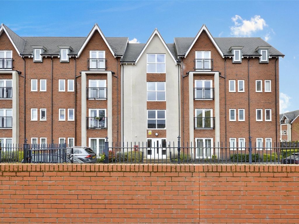 2 bed flat for sale in Houseman Crescent, Didsbury, Manchester, Greater