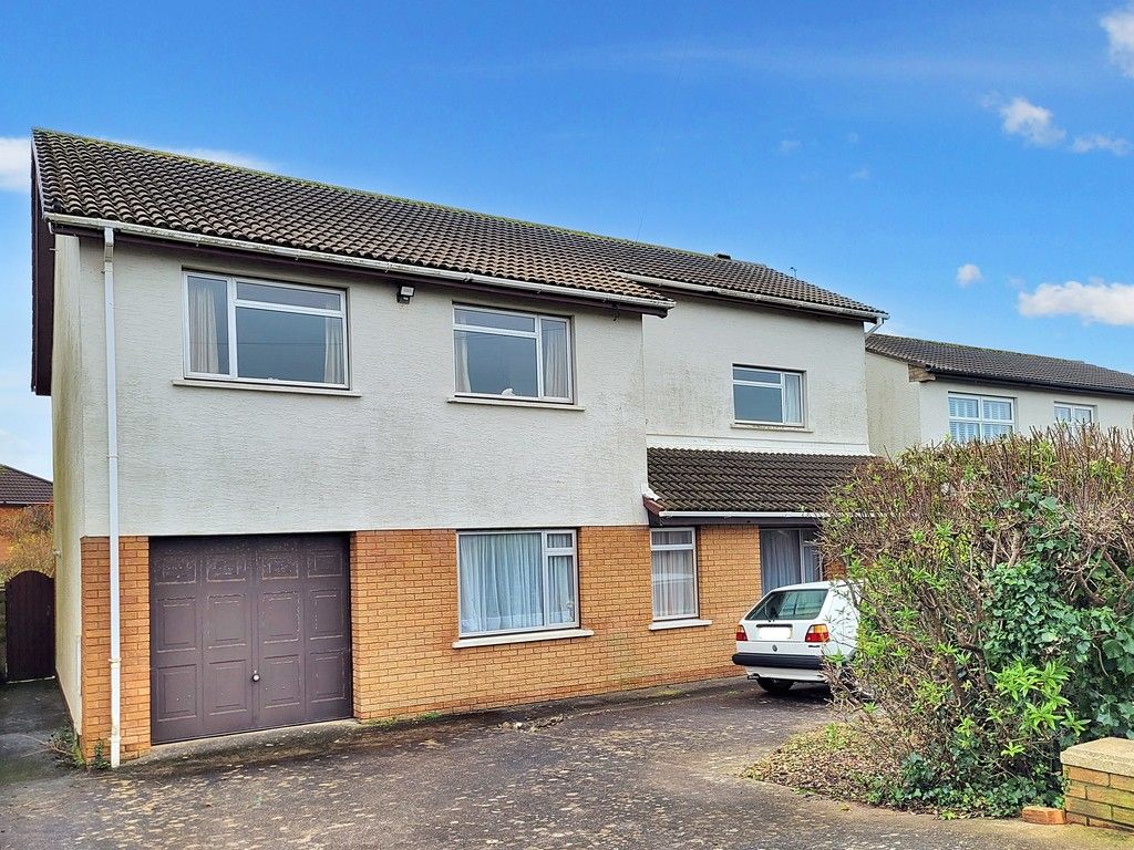 4 bed detached house for sale in Locks Lane, Porthcawl CF36, £680,000