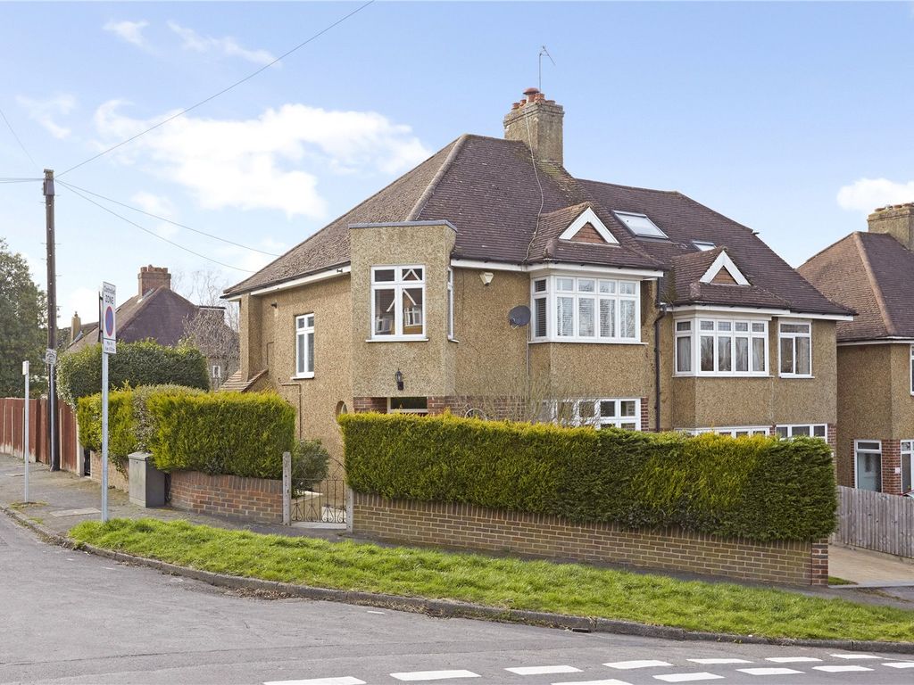 3 bed semidetached house for sale in Redstone Park, Redhill, Surrey